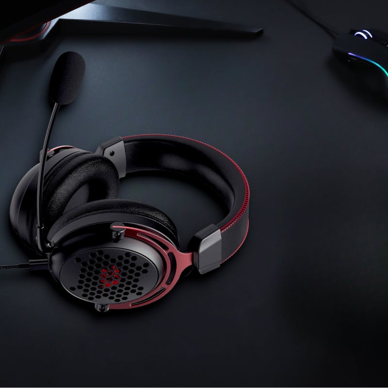 REDRAGON Over-Ear DIOMEDES Honeycomb 3.5mm AUX Gaming Headset – Black REDRAGON Over-Ear DIOMEDES Honeycomb 3.5mm AUX Gaming Headset – Black